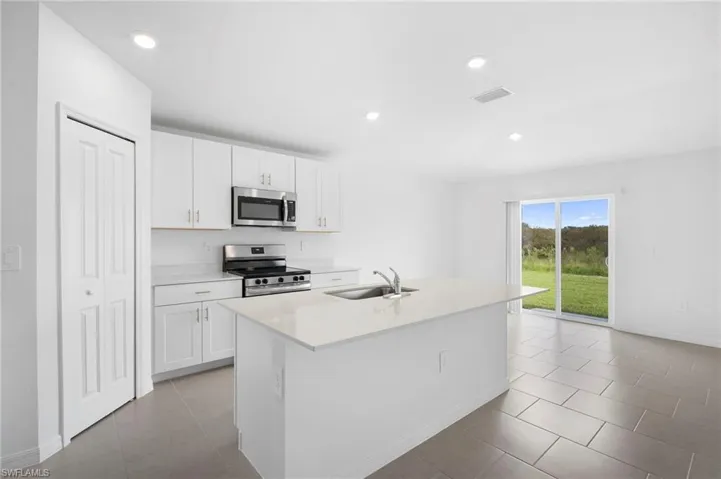 4087 Lattuca Ln, North Fort Myers, Florida 33917