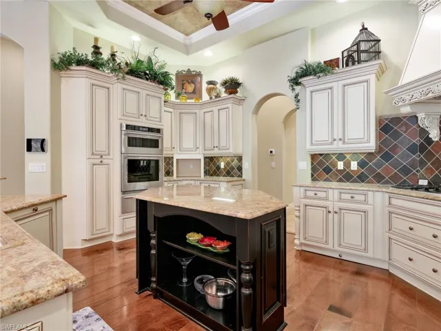 11544 Glen Oak Ct, Estero, Florida 33928