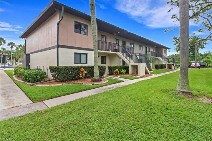 1200  Hall  RD, North Fort Myers, FL 33903