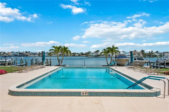 3430 Gulf Shore Blvd N # 3d, Naples Fl 34103