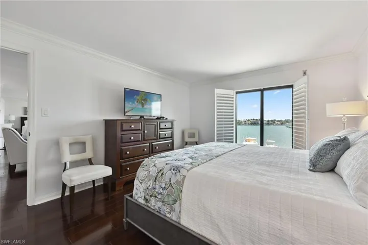 3430 Gulf Shore Blvd N # 3d, Naples Fl 34103