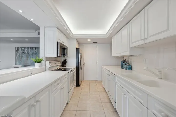 3430 Gulf Shore Blvd N # 3d, Naples Fl 34103