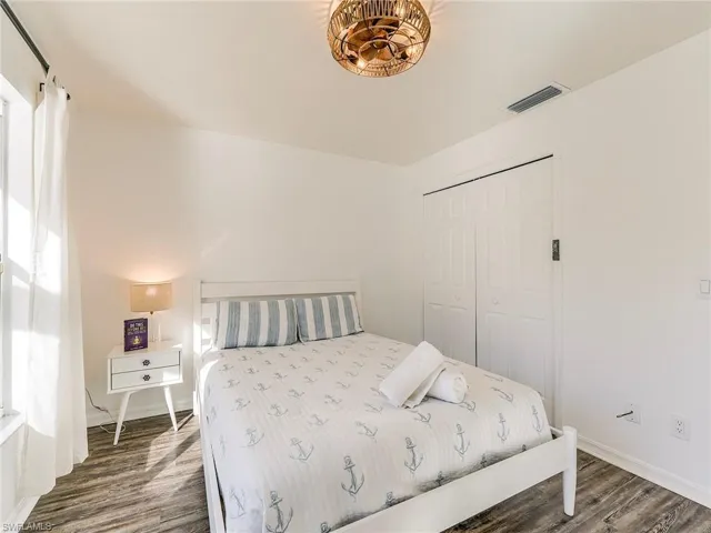 1190 Sw 57th St, Cape Coral, Florida 33914