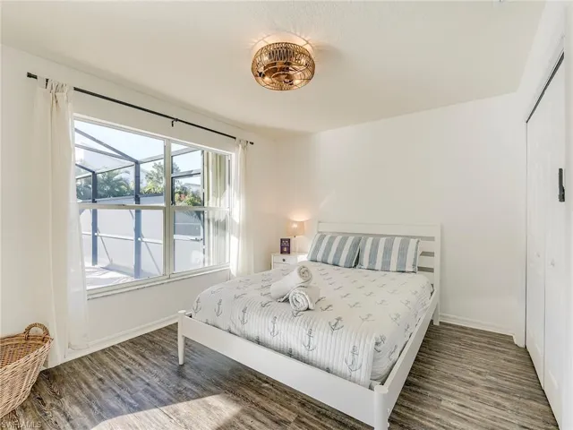 1190 SW 57th  ST, Cape Coral, FL 33914