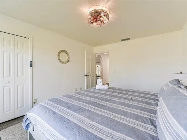 1190 SW 57th  ST, Cape Coral, FL 33914