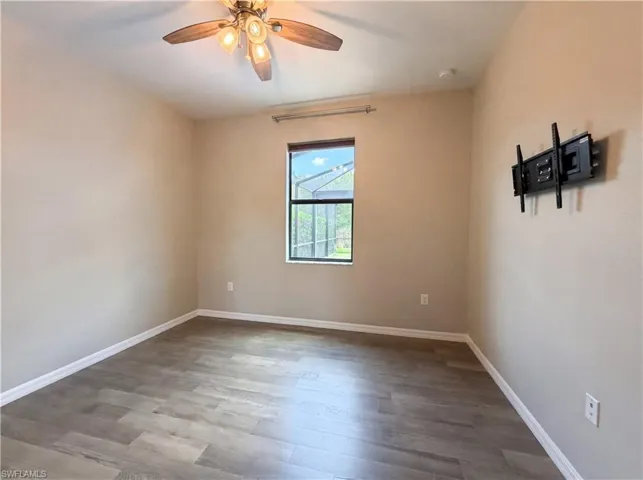 1588 Vizcaya Ln, Naples, Florida 34113