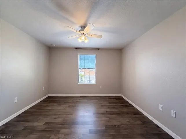 1588 Vizcaya Ln, Naples, Florida 34113