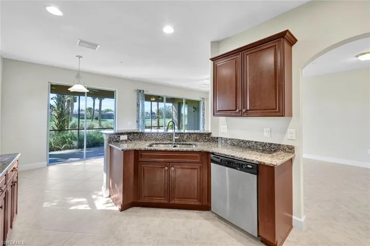 9557  Ironstone  TER, Naples, FL 34120