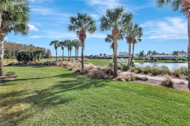 9557  Ironstone  TER, Naples, FL 34120