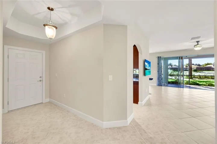 9557  Ironstone  TER, Naples, FL 34120