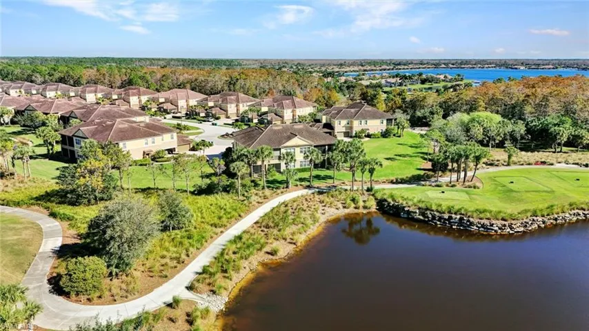 9557  Ironstone  TER, Naples, FL 34120