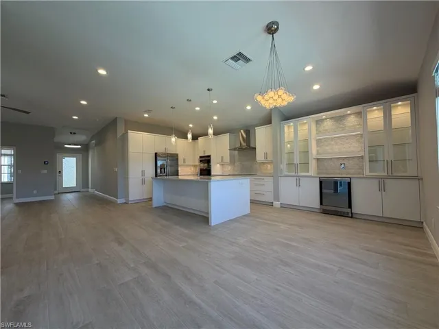 7080 Timberland Cir, Naples, Florida 34109