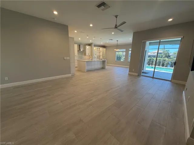 7080 Timberland Cir, Naples, Florida 34109