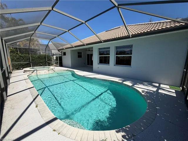 7080 Timberland Cir, Naples, Florida 34109