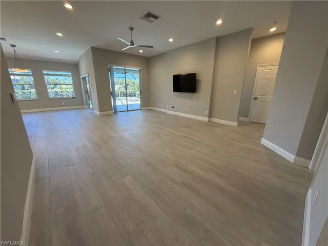 7080 Timberland Cir, Naples, Florida 34109