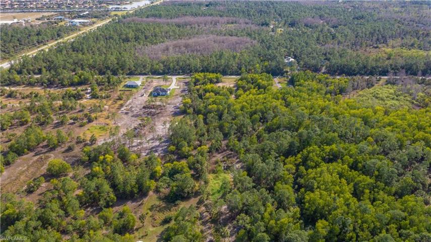 489 Shady Hollow BLVD E, NAPLES FL 34120