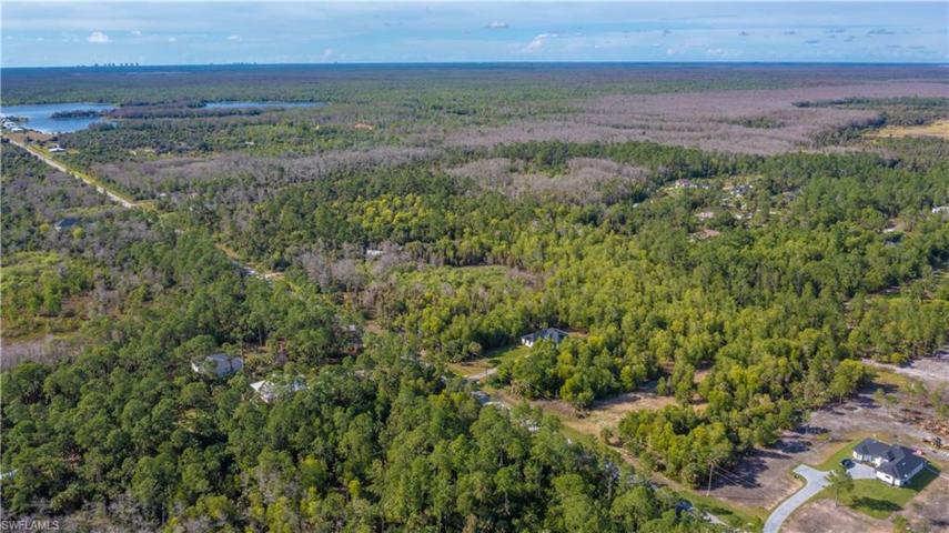 489 Shady Hollow BLVD E, NAPLES FL 34120