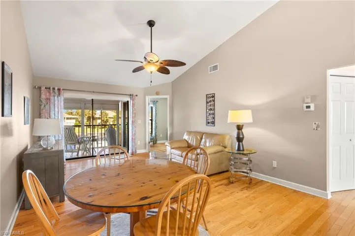 4616 SE 5th  PL, Cape Coral, FL 33904