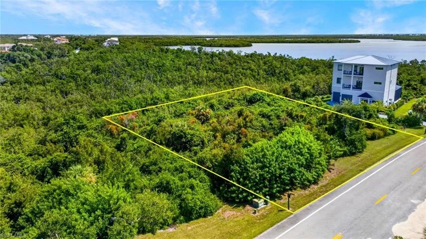 1065 Blue Hill Creek Dr, Marco Island, Florida 34145