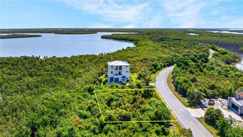 1065 Blue Hill Creek Dr, Marco Island, Florida 34145