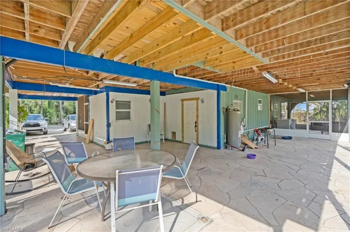 View of patio / terrace with outdoor dining space