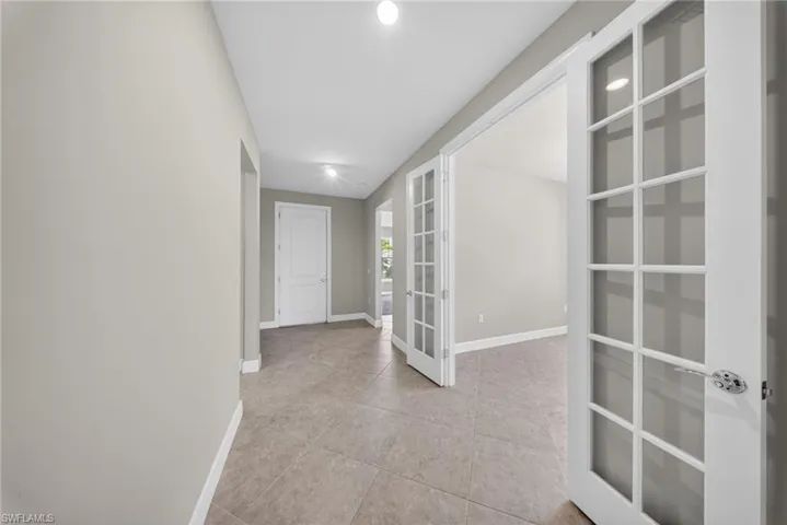 17316 Ashcomb Way, Estero, Florida 33928