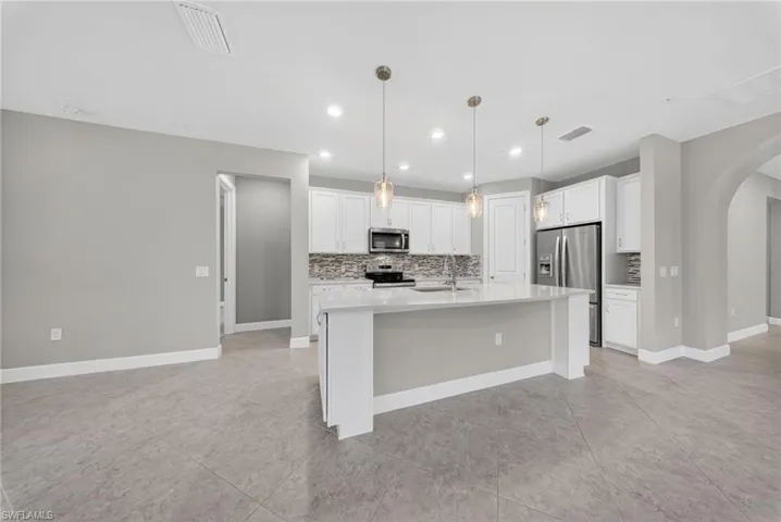 17316 Ashcomb Way, Estero, Florida 33928