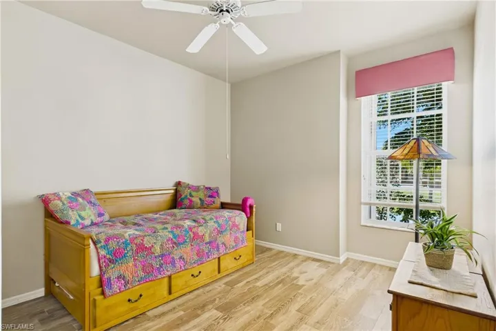 Comfortable room ready to fit your lifestyle.