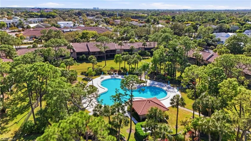Florida Flora and Fauna, the tropical SW Florida lifestyle that you've been waiting for.