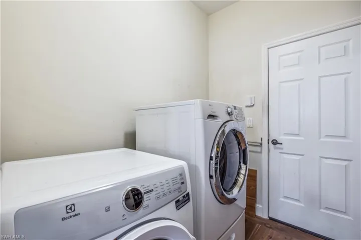 9061 Old Hickory Cir, Fort Myers Fl 33912