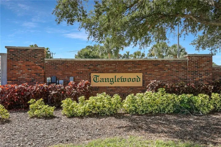 1569 Woodwind Ct, Fort Myers, Florida 33919