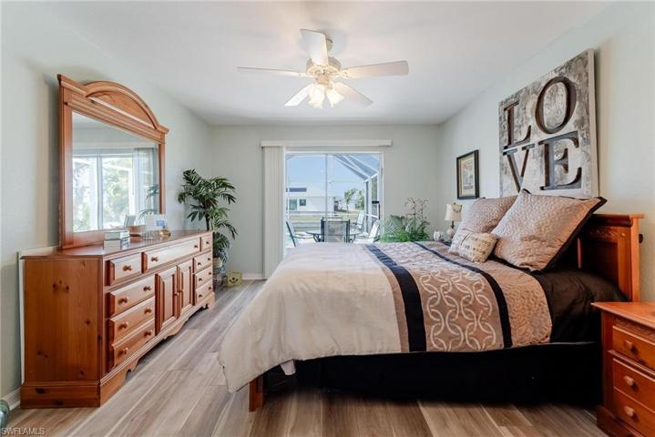 1904 NE 19th AVE, CAPE CORAL FL 33909