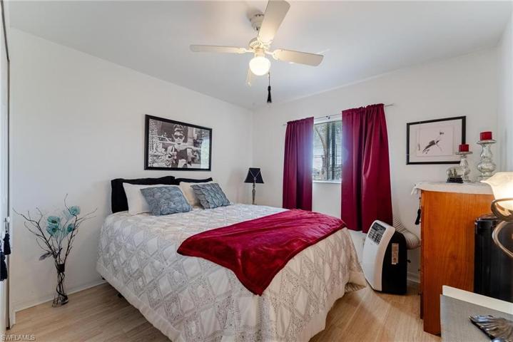 1904 NE 19th AVE, CAPE CORAL FL 33909