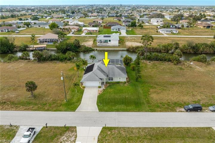 1904 NE 19th AVE, CAPE CORAL FL 33909