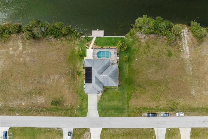 1904 NE 19th AVE, CAPE CORAL FL 33909