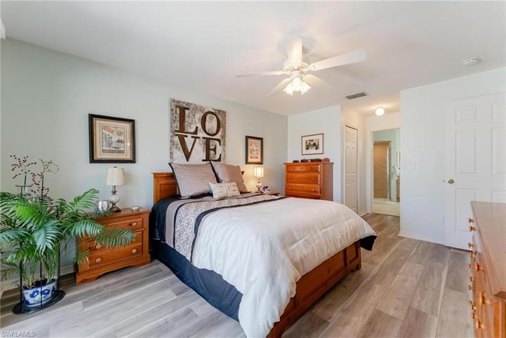 1904 NE 19th AVE, CAPE CORAL FL 33909