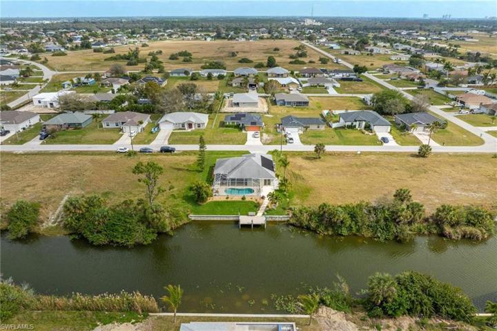 1904 NE 19th AVE, CAPE CORAL FL 33909