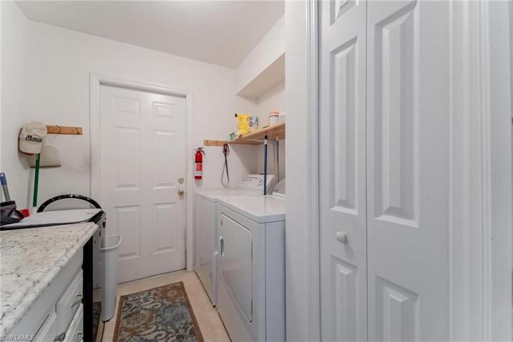 1904 NE 19th AVE, CAPE CORAL FL 33909