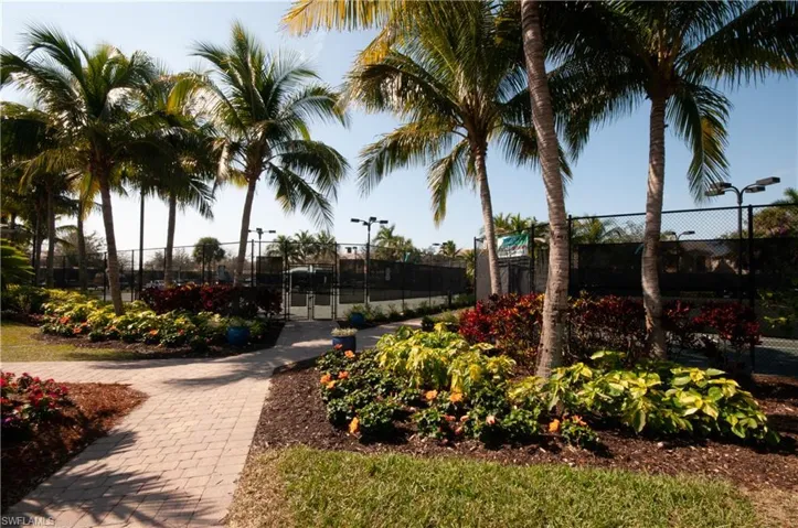 7804  Umberto  CT, Naples, FL 34114