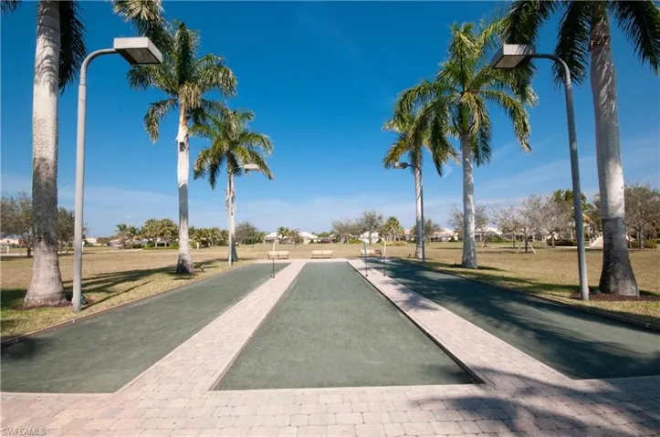 7804  Umberto  CT, Naples, FL 34114