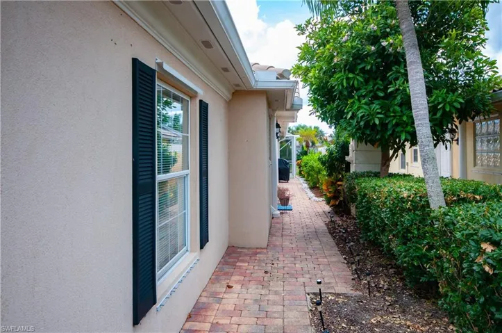 7804  Umberto  CT, Naples, FL 34114