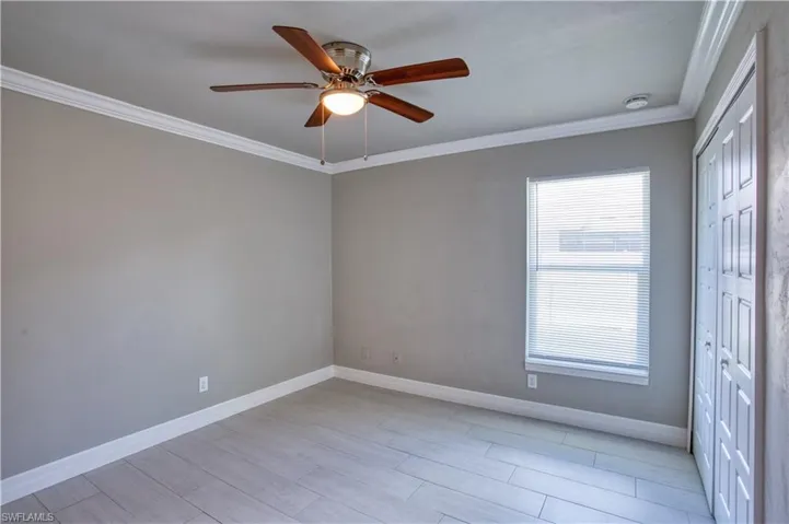 Middle Bedroom in front of 2nd bathroom