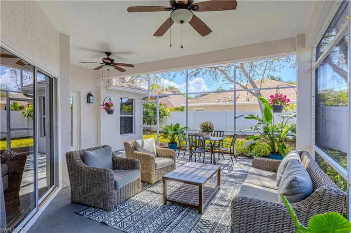 Extended lanai, fully screened, ceiling fans