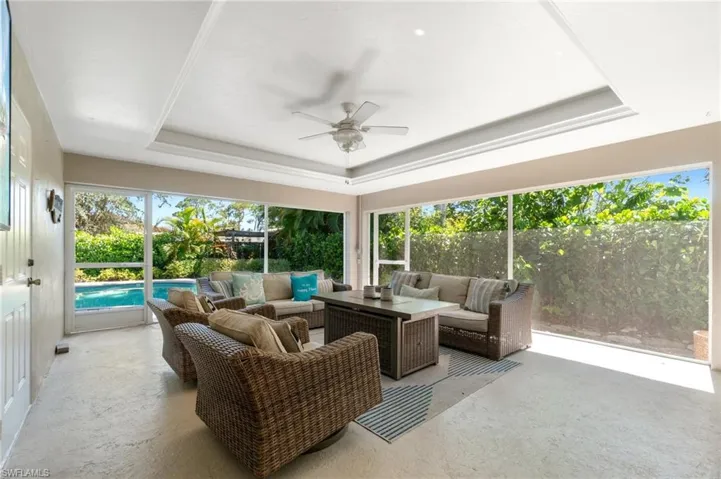 740  106th N AVE, Naples, FL 34108