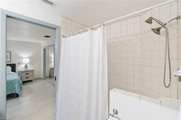 740  106th N AVE, Naples, FL 34108