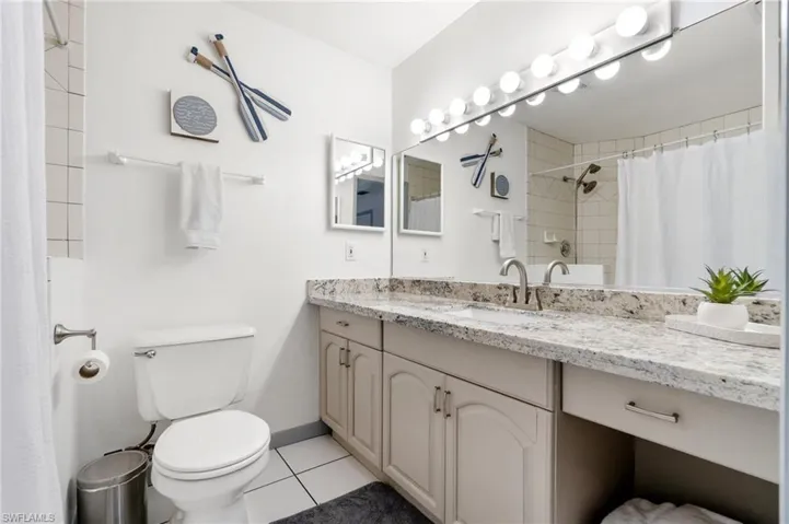 740  106th N AVE, Naples, FL 34108