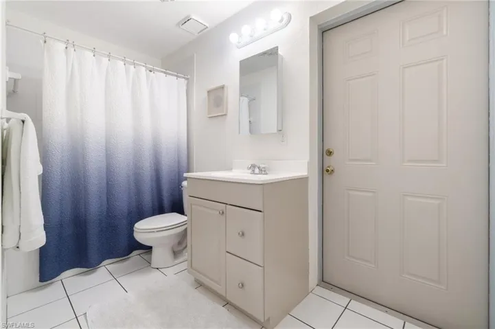 740  106th N AVE, Naples, FL 34108