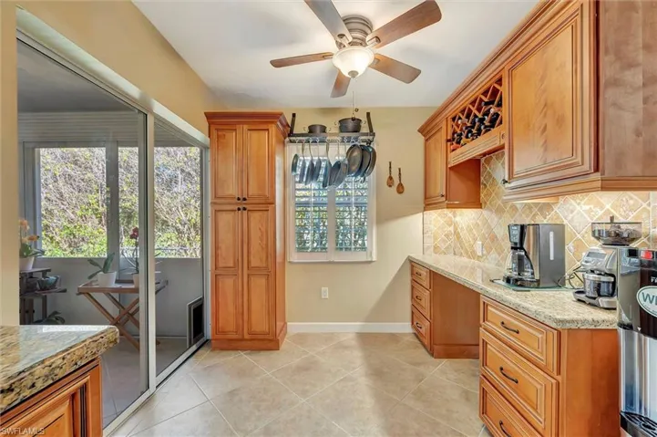 715 96th Ave N, Naples, Florida 34108