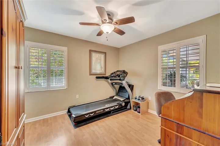 715 96th Ave N, Naples, Florida 34108