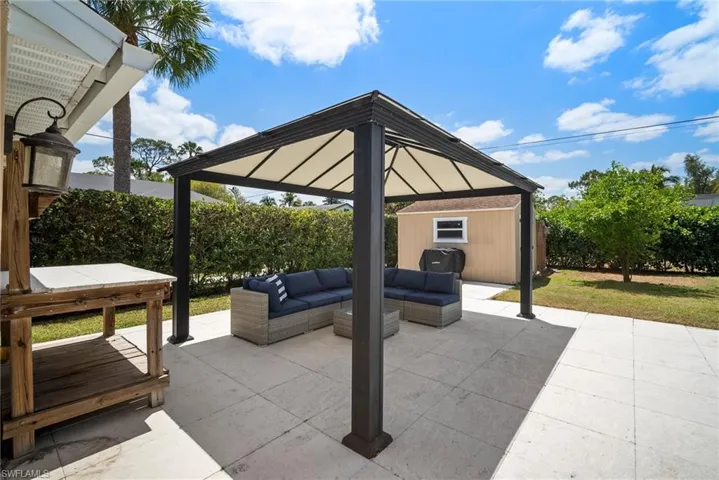 206 Willowick Dr, Naples Fl 34110